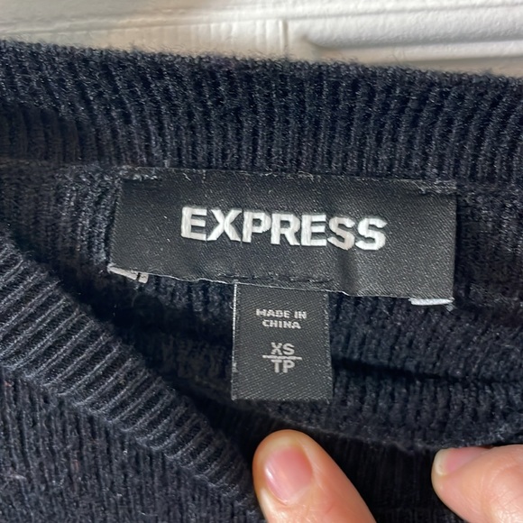 Express open back crop sweater - Picture 3 of 3